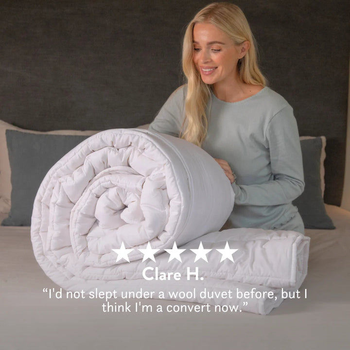 British Wool Summer Duvet 100% cotton handmade in the UK made to be hypo-allergenic, anti dust mite & sustainable. Natural bedding.