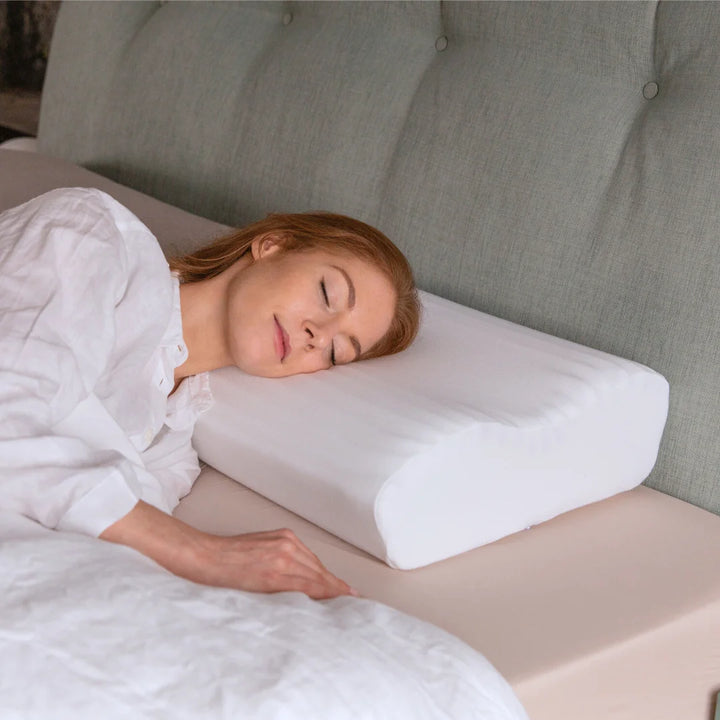 Wave Pillow - Putnams extra thick foam made in the uk one side higher than the other thicker