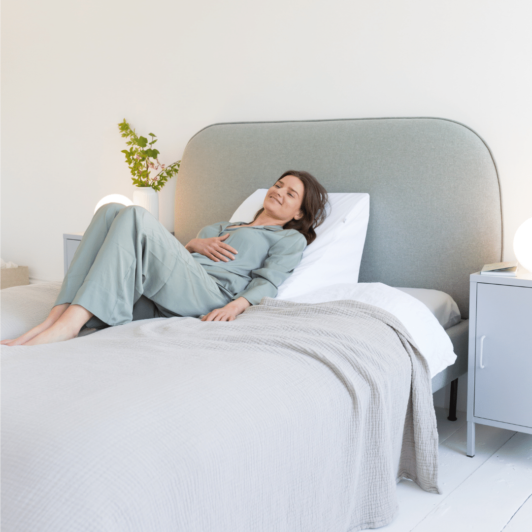 Anti-slip zero gravity Acid Reflux Bed Wedge - Putnams modular leg rest slide bed