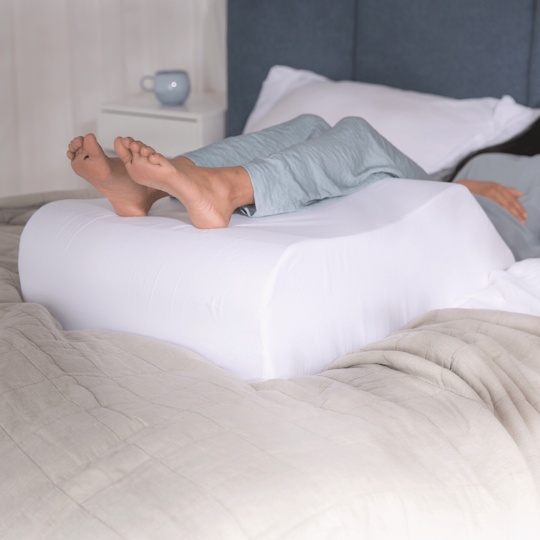 What is a heel lift pillow and what does it do? – Putnams